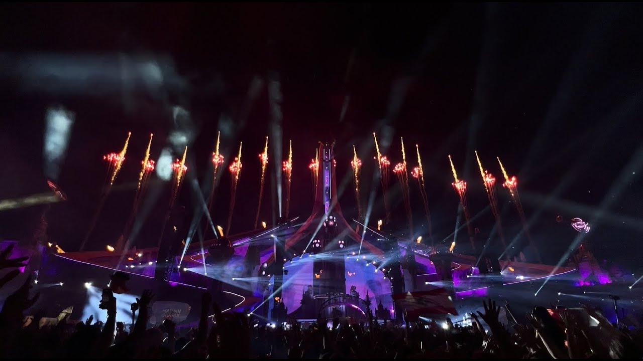 Martin Garrix - Starlight (Keep Me Afloat) @ Tomorrowland 2022