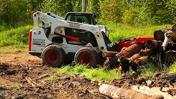 Skid Steer Fork Grapple Attachment from Eterra - The Gator Grip Fork Grapple