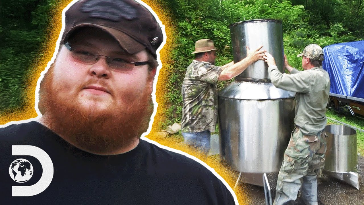 500 Gallons, 1 Driver: Can Lance Find The Right Driver To Move The Shine? | Moonshiners
