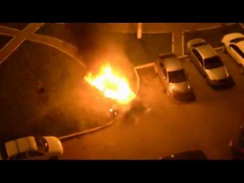 Машина горит картинки