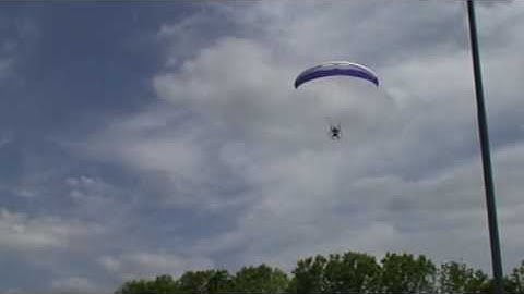 Newbie Paramotor Launch - Rough crosswind landing