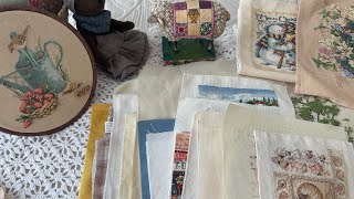 картинка: Рулон  вышитых работ /Dimensions/Риолис/Золотое Руно и др.