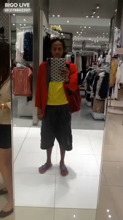 Ferdinand Cea by THE SM STORE at the SM AURA #bigolivevideo
