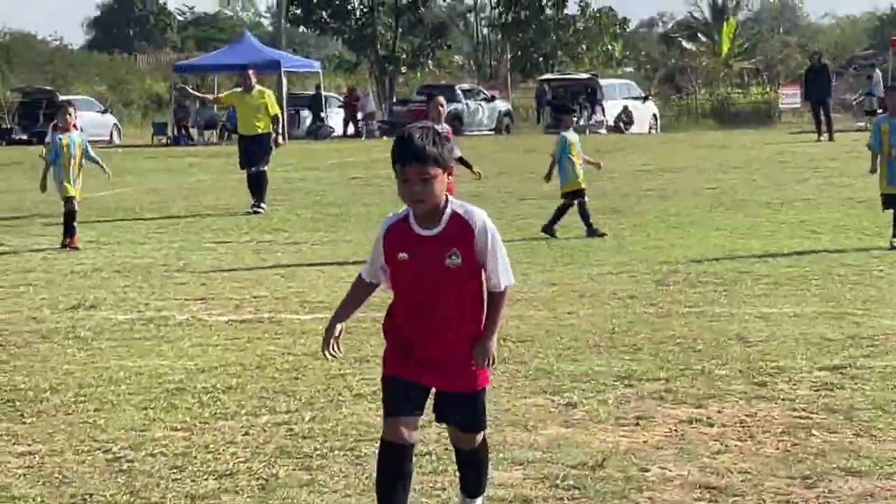 แข่งบอลครั้งแรก อย่างเป็นทางการ U8