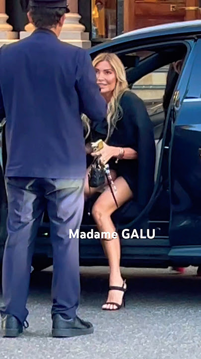 WOW Lady in Monaco😍 #shorts #monaco #supercars #luxury #luxurylifestyle #luxurycars #billionaire