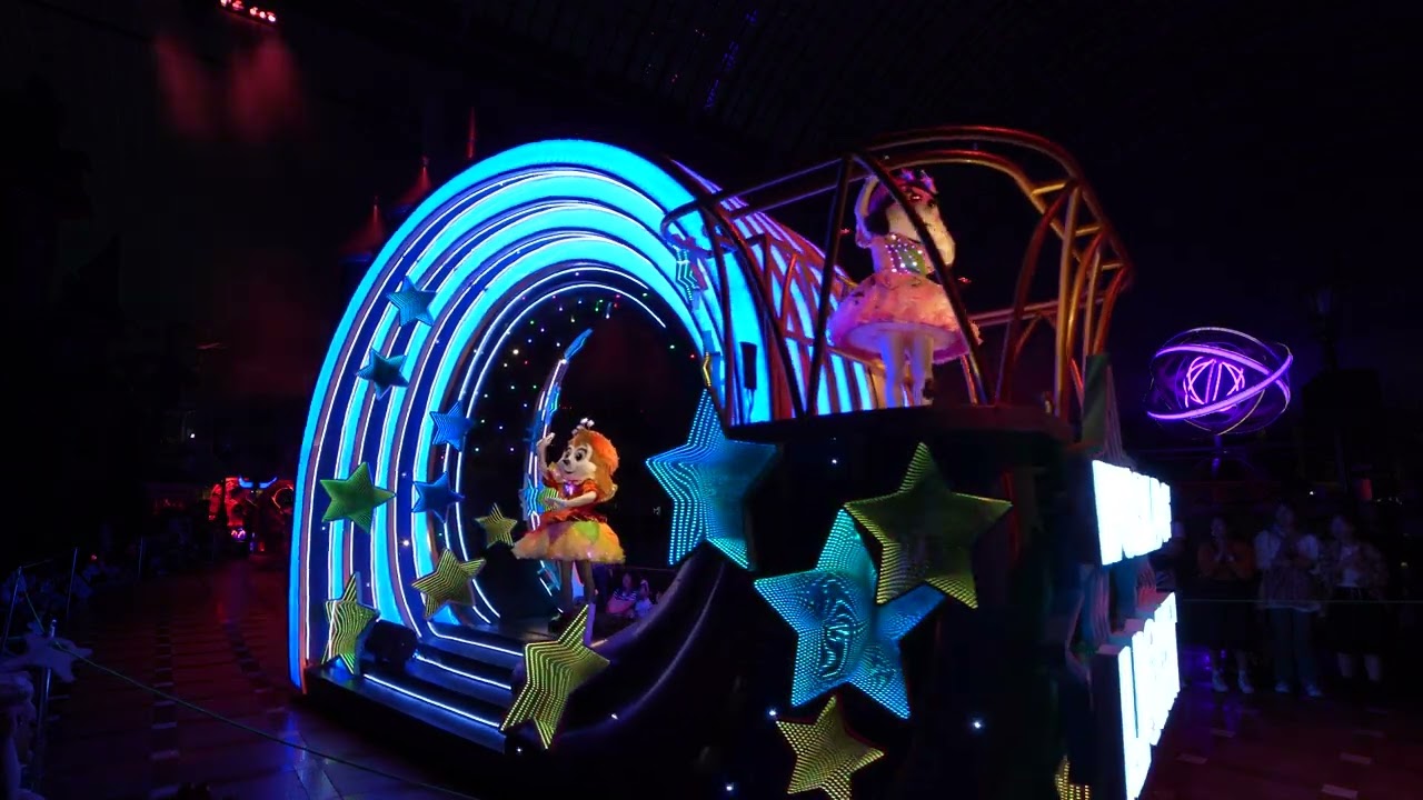 24.05.24 롯데월드 어드벤처 월드 오브 라이트 퍼레이드 (더 라이트 오브 더 하트 및 조명 연출 변경)