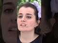 Sokakta Kalıyoruz Ama Huzurluyuz Esraerol Shorts