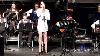 Video thumbnail of "Anastasija Vojinović - Počnimo ljubav iz početka"