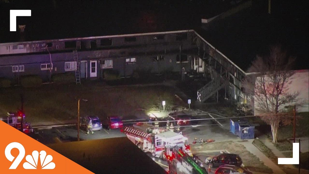 9 people injured in Lakewood apartment fire - YouTube