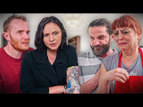 IUBITA CU TATUAJ