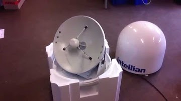 Intellian i4 Marine TV antenna