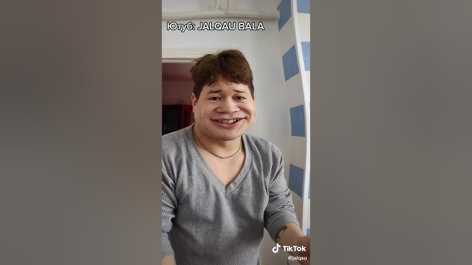 Үйдегі порнографиялық әйелдердің суреттері Қысқа шашты сүйкімді қызды сиқытты