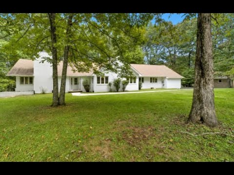 696 Laurel Cir, Crossville, TN home video tour