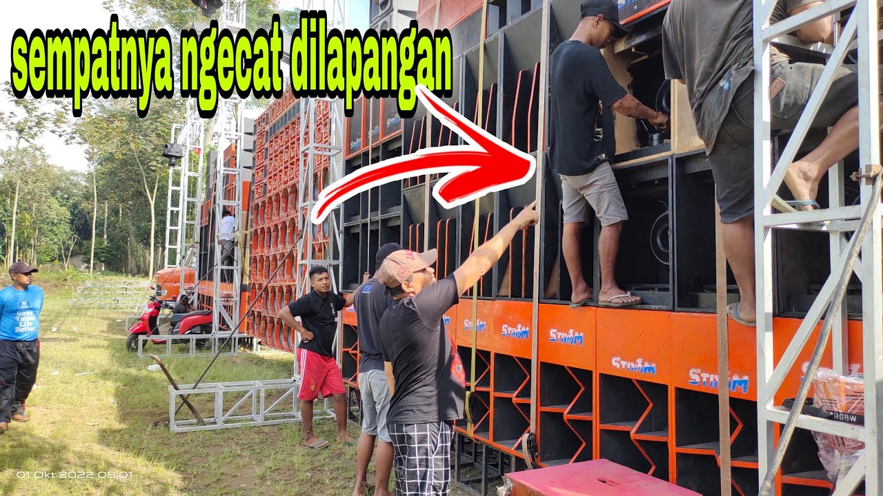 Seleb Ngecat Rumah Sendiri 3