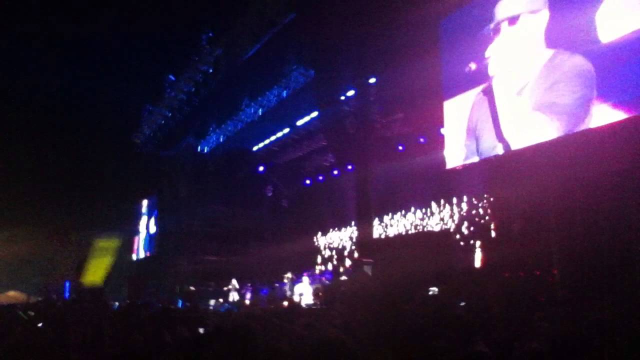 Eminem Lighters (live) Bonnaroo 2011 YouTube