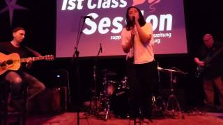 Jenniffer Kae - Fields of Gold   bei der 1st class session in Lüneburg 4.12.14