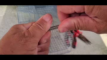 Hướng dẫn gắn lò xo vào bẫy chuột. Bán lò xo bẫy chuột zalo 0936059090. Lò xo bẫy sóc. Lò xo kéo.