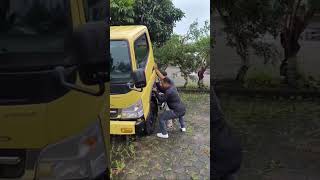 Jangan begini saat Jungkit kabin Colt Diesel 😂