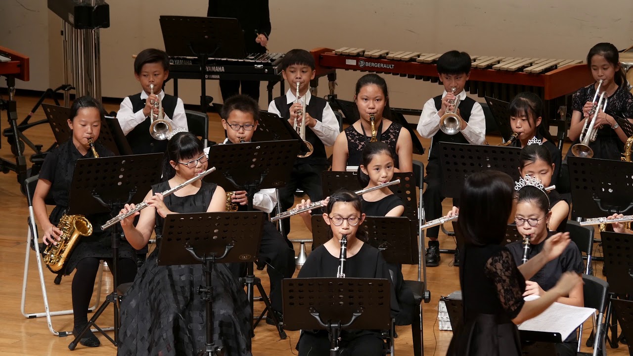 Music from movie “Frozen” / arr.by Johnnie Vinson     動畫電影「冰雪奇緣」選曲 / 約翰.尼文森編曲