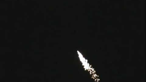 Multibreak BP Rocket - Multisalute to 2" TT to 3" Purple Chrysanthemum to 2" TT to 15g Ti Salute