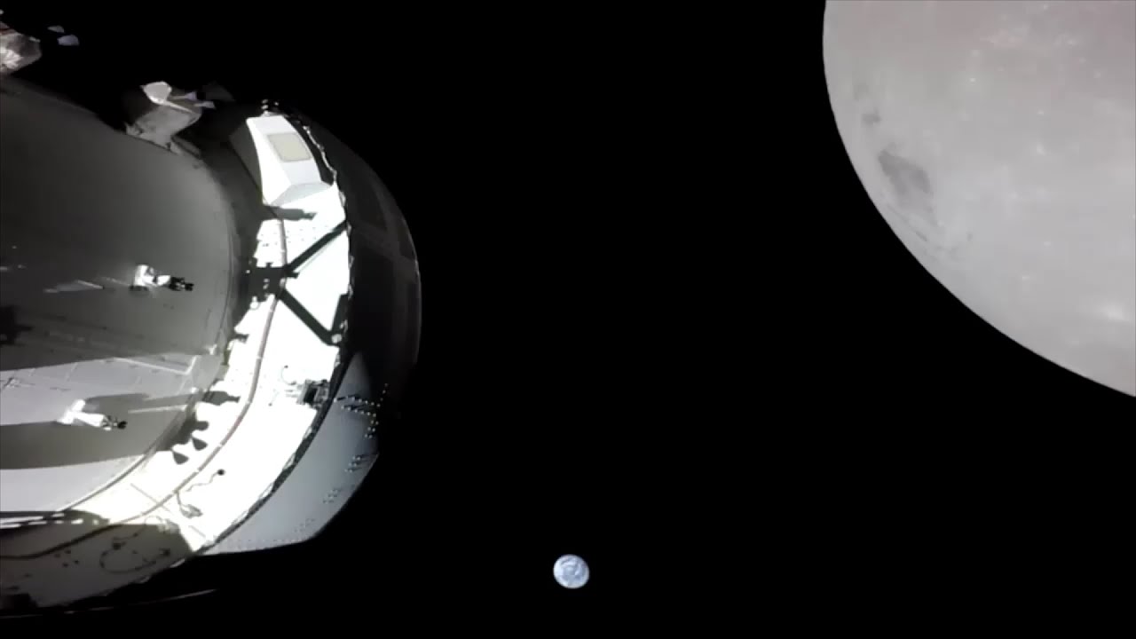 Earthset as Seen from Orion Spacecraft Perspective!