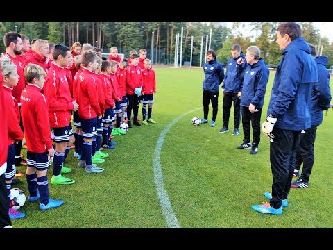 Rainers stāsta par treniņu kopā ar Latvijas nacionālo futbola izlasi