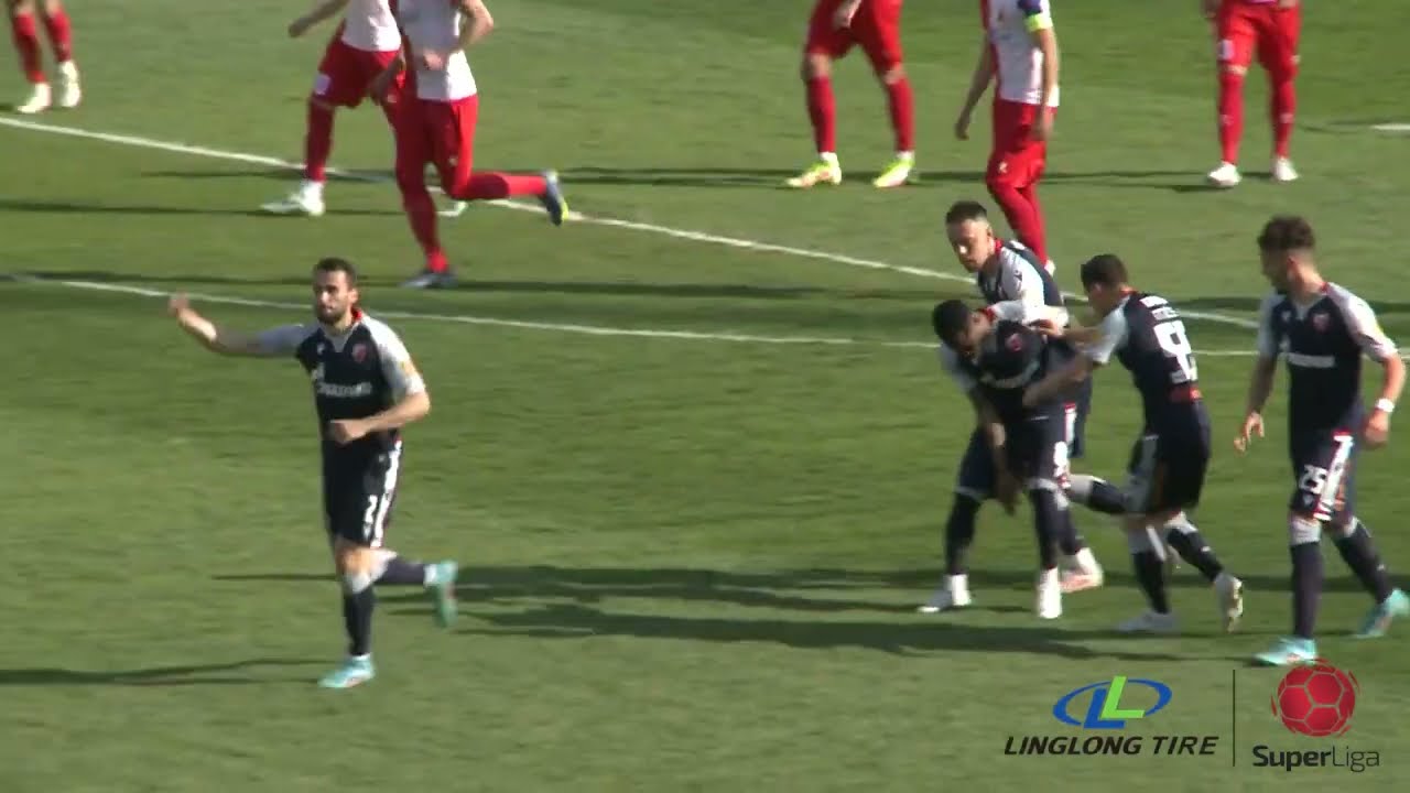 FK Vojvodina Novi Sad 0-3 FK Crvena Zvezda Belgrad :: Highlights :: Videos  