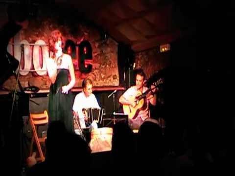 Manoblanca, tango. Laura Hansen, Carlos Morera y Mario Mas