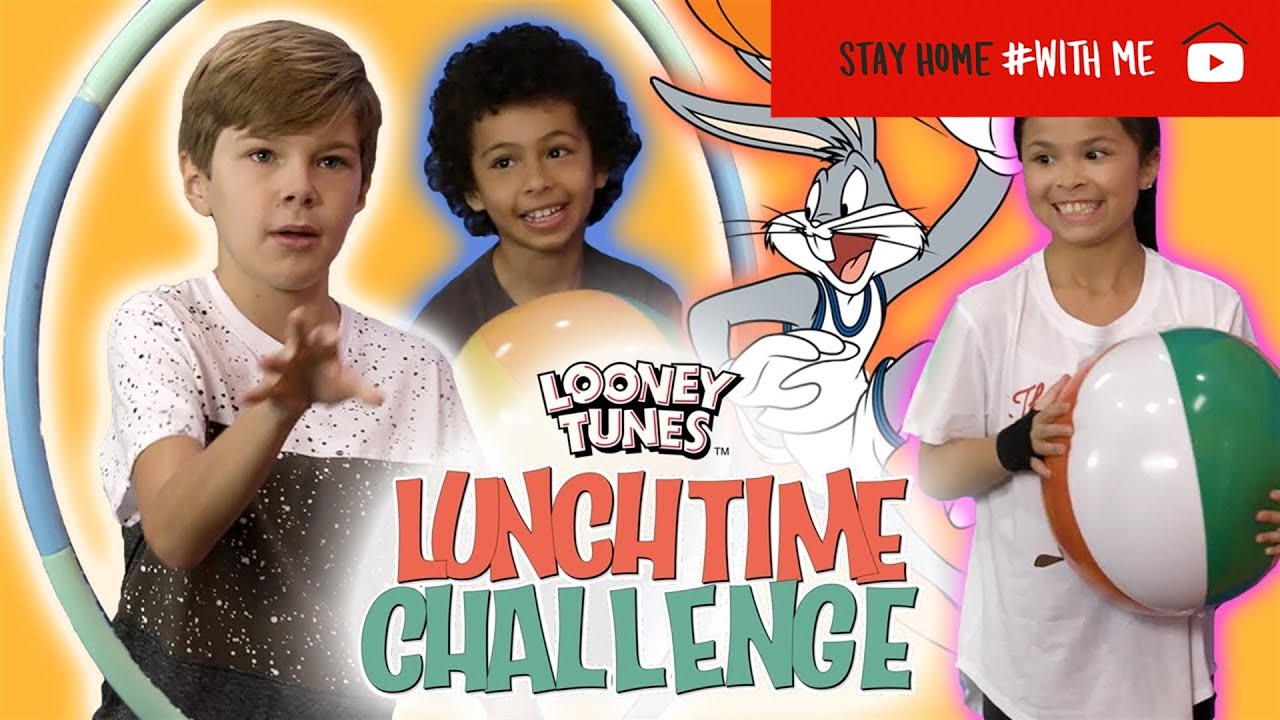 Bugs' Trick Shot Challenge | Looney Tunes Lunchtime Challenge | WB Kids
