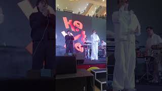 Arsy Widianto with Kahitna #Terlalu Cinta #At Grand Metropolitan Mall Bekasi