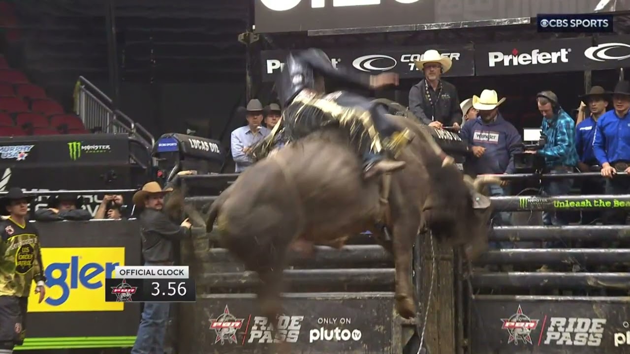 Dener Barbosa rides Blue Duck to 90.25 points