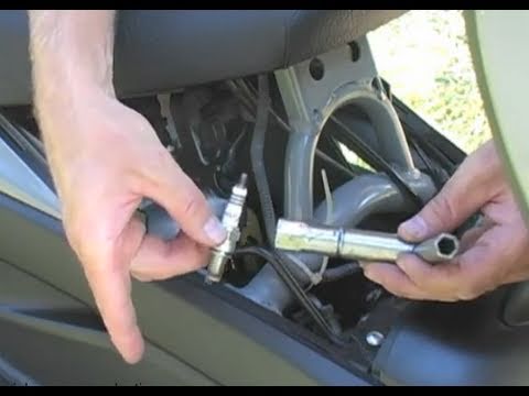 07+ Suzuki Burgman 400 - Spark Plug Removal | MicBergsma ... 750 bmw fuse box 