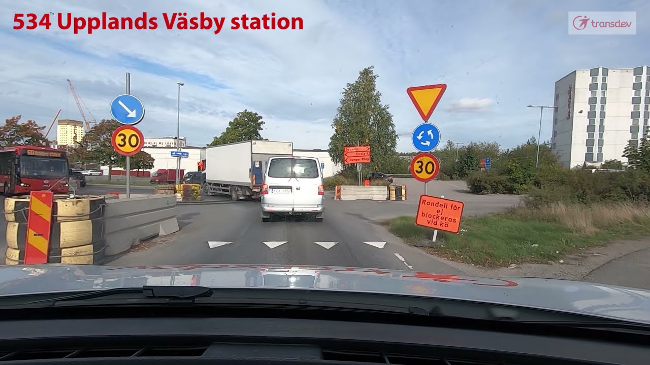 534 Upplands Väsby station