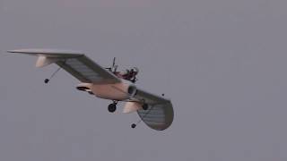 No idea what this is....  Oshkosh 2019 Wednesday night