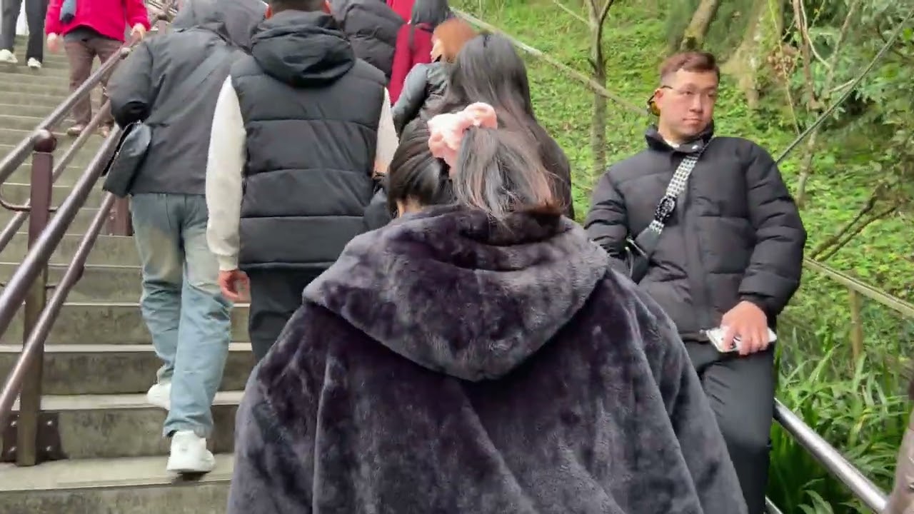 Chùa Thần Tài (烘爐地南山福德宮)