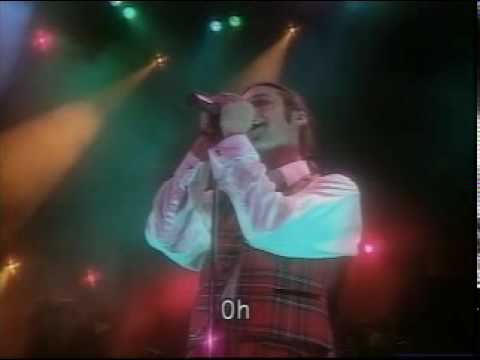 Wet Wet Wet — Wet Wet Wet - Angel Eyes (Live) - Edinburgh Castle - 5th September 1992 - Inc. Lyrics!