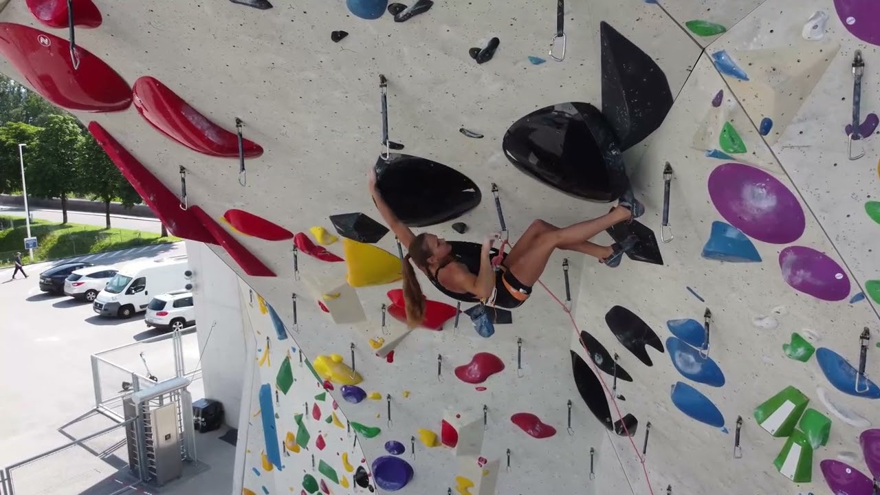 A Training Day with Eva and Mattea | WorldCup