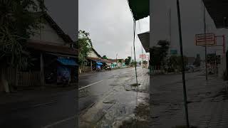 Januari Tetep Ujan remix dj