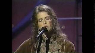 To Miss Someone (live) - Maria McKee chords