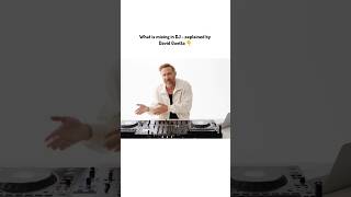 Download Lagu David Guetta explaining the term 'Mixing' in DJing💥 #davidguetta #djing #dj #djlessons #djlife MP3