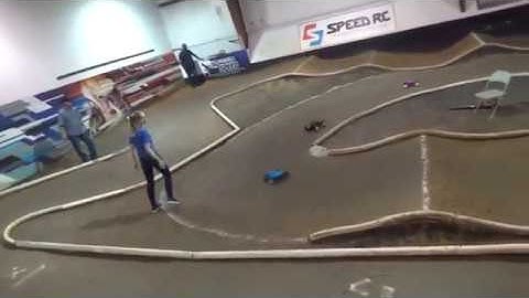 Truck Amain at speedrc  inside justin Doyle TLR 22 3.0 truck  march 29 2017