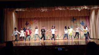 2017 Evergreen Elementary Talent Show - Angelina Kim (MC) (Group dance)