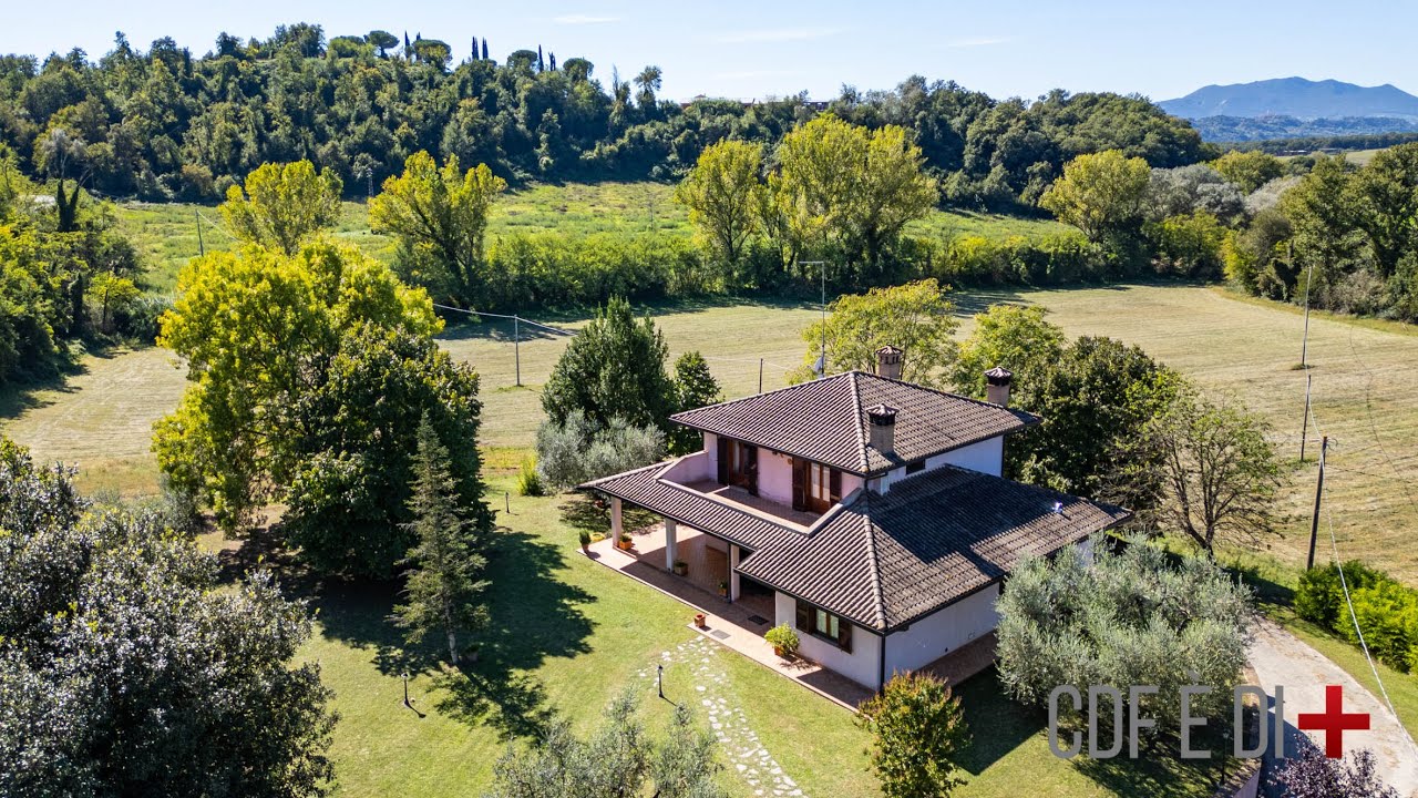 Visita dell'immobile | Poggio Mirteto - Dintorni (RI) Italy | Villa di recente costruzione con parco