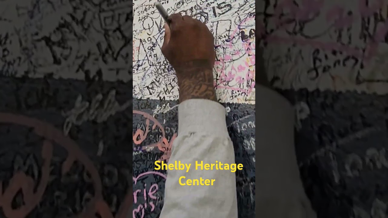 Shelby wall signing @dis50go
