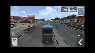 Insane bus overtaking skills in heavy traffic!🔥 #gaming #shorts। @thethrottelzone
