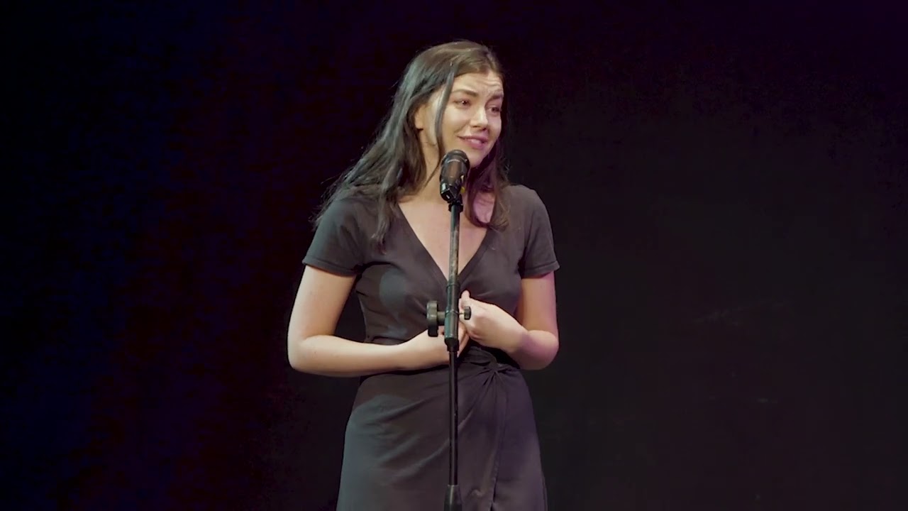 מאיה קורן - ״גברת צלופן״ / ״שיקגו״ מתוך ״טעות בליהוק״