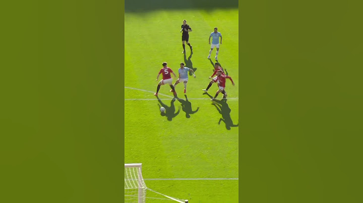 WHAT A Tackle By Mazraoui 🤯