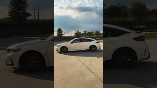 Does the Civic Type R have the BEST Manual Transmission EVER? // 2023 Honda Civic Type R REVIEW