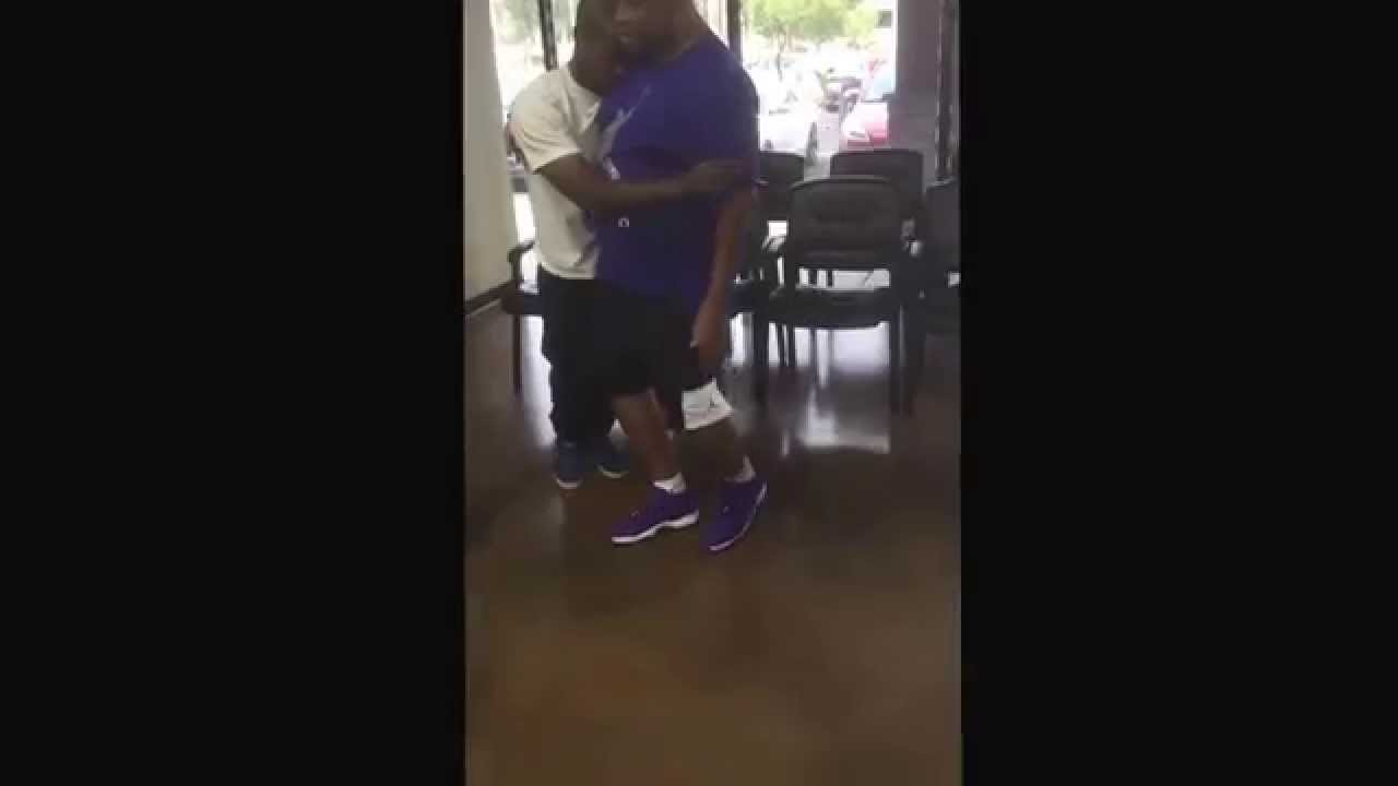 Hypnotist Justin Tranz at Iced Out Barber Shop