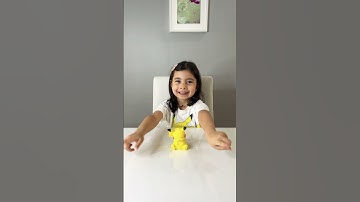 Cute Safiya is singing 😂 Popular funny song 💖 #song #popular #sing #cute #funny #viral #shorts